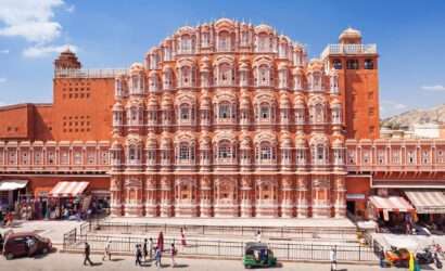 "Hawa Mahal Palace, Jaipur - Iconic Pink Sandstone Architecture with Intricate Lattice Work and Windows"